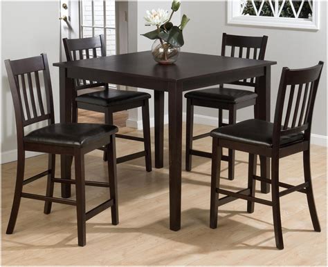 Big lots kitchen table set - Browse by style to find the set that's right for you. Complete your eat-in kitchen or dining room with a table thatâ s built to last. Our dining table sets offer great quality for an incredible price. Check out our table sets with upholstered seats, accent benches, simulated granite, and more. 